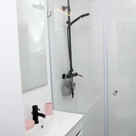 Bed & Seaside - Rosa נאזרה